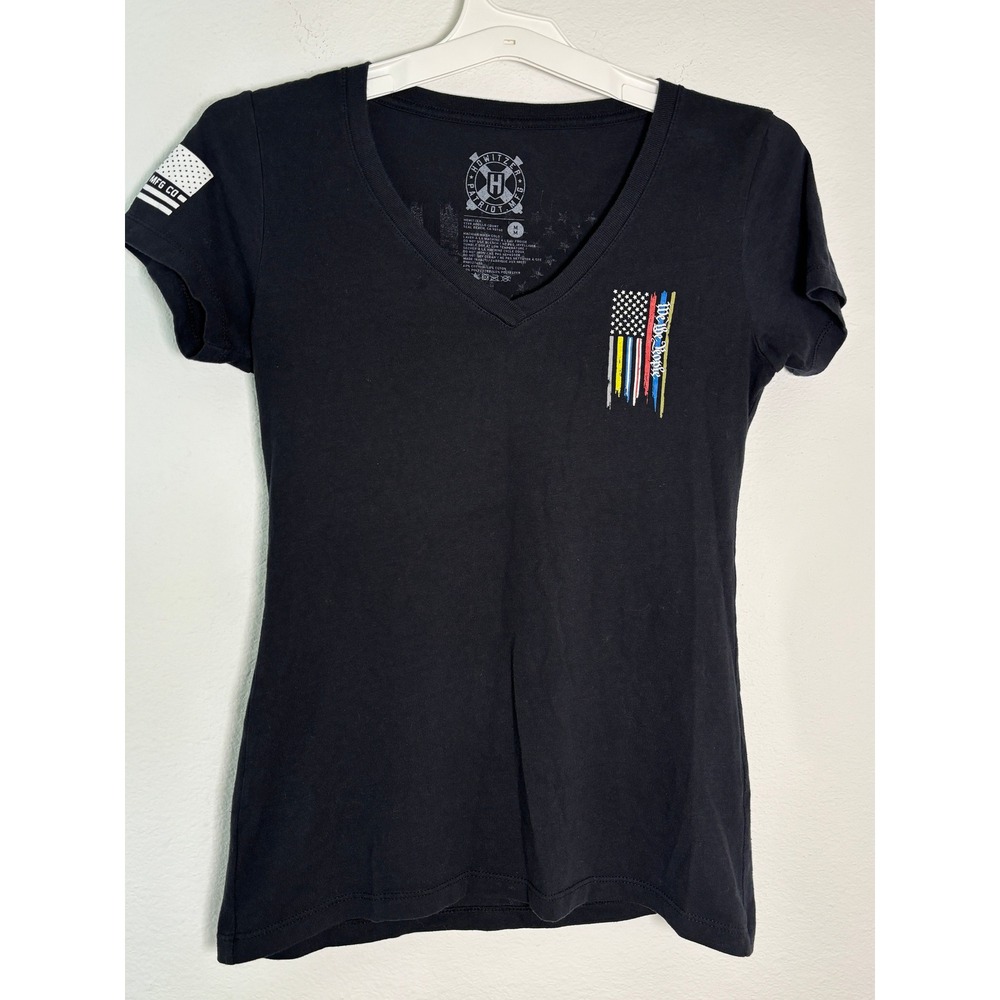 Howitzer Patriot Mfg Co Womens Black We The People Flag V-Neck Graphic T-Shirt M